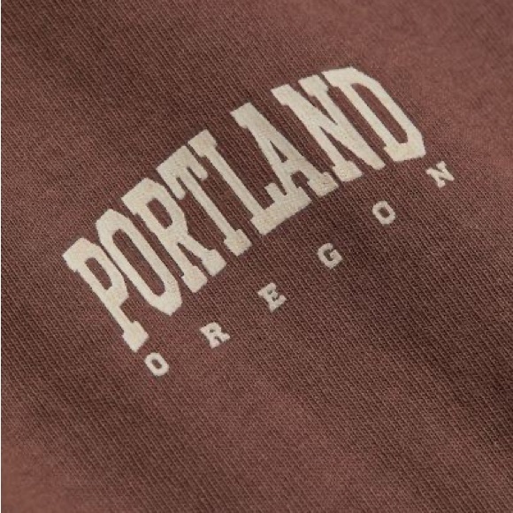H&M Divided Brown Portland Oregon T-shirt with Print Size XS - Picture 5 of 5